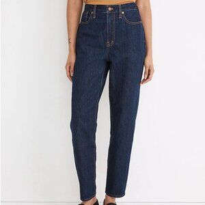 Madewell Baggy Tapered Jeans in Dressler Wash
